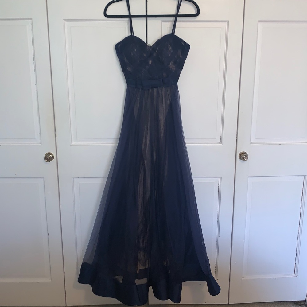 Prom Gown - Picture 4 of 7